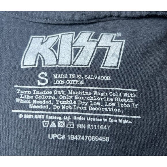 KISS Rock Band T-Shirt Size Small Black Graphic Tee Kiss World Tour‎ 77 Retro - Picture 6 of 8